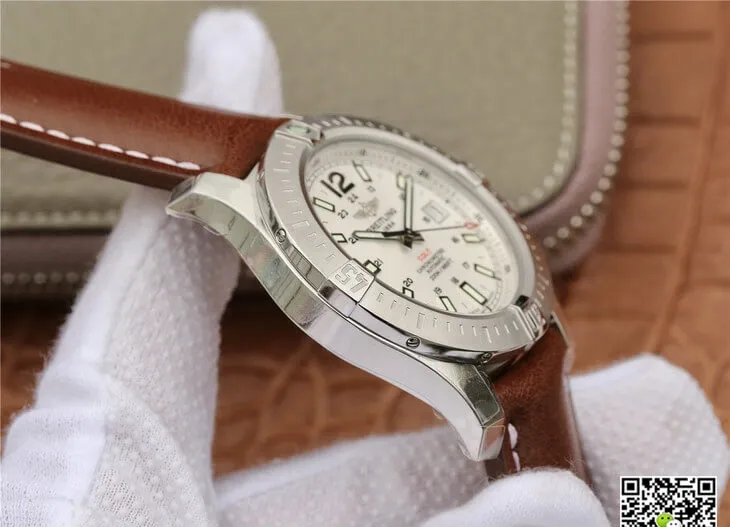 Breitling Colt Automatic A1738811 G791 437X A20BA.1 GF Factory 1:1 Best Edition Replica Watch Brown Strap